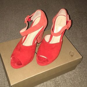 Cole Haan Chelsea ankle strap pumps red/orange